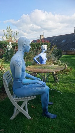 Mannequ’in Art. — 6